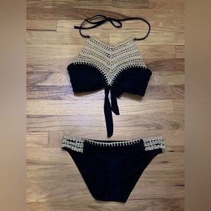 Like new 2 peice bathing suit